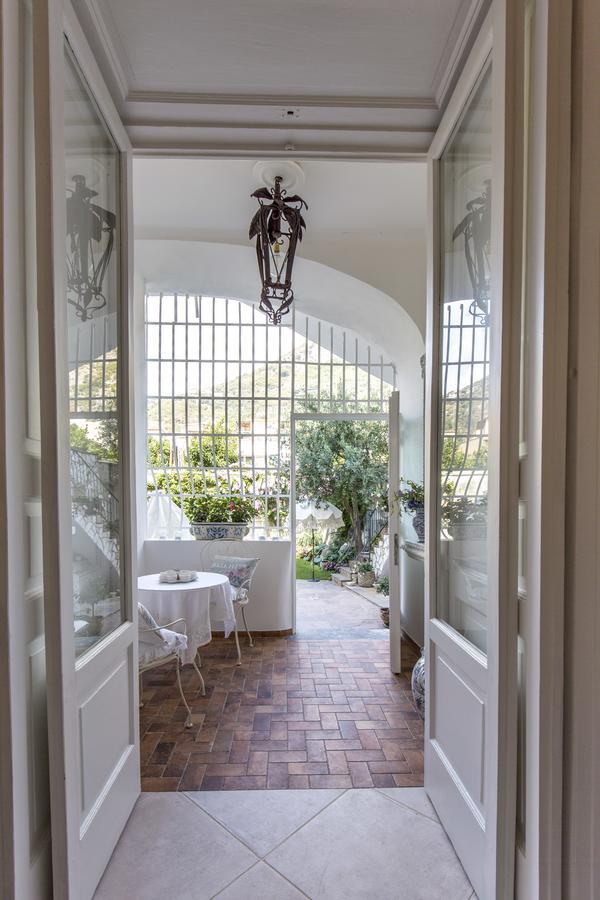 Bed and Breakfast Palazzo Cacace Relais Пьяно-ди-Сорренто Экстерьер фото